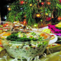 Как оформить новогодний стол 2020 года что должно быть на столе меню: горячие блюда, закуски, украшение фото0