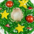 10 нестандартных решений новогоднего салата оливье: креативное оформление классического рецепта олоивье в форме рождественского венка