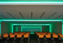 Коворкинг в Москве у метро Охотный ряд для бизнес мероприятий