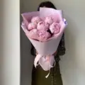Нежный букет из пионов: отличный выбор для особых моментов
