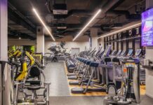 Как фитнес-клуб помогает справиться со стрессом и эмоциональным напряжением
